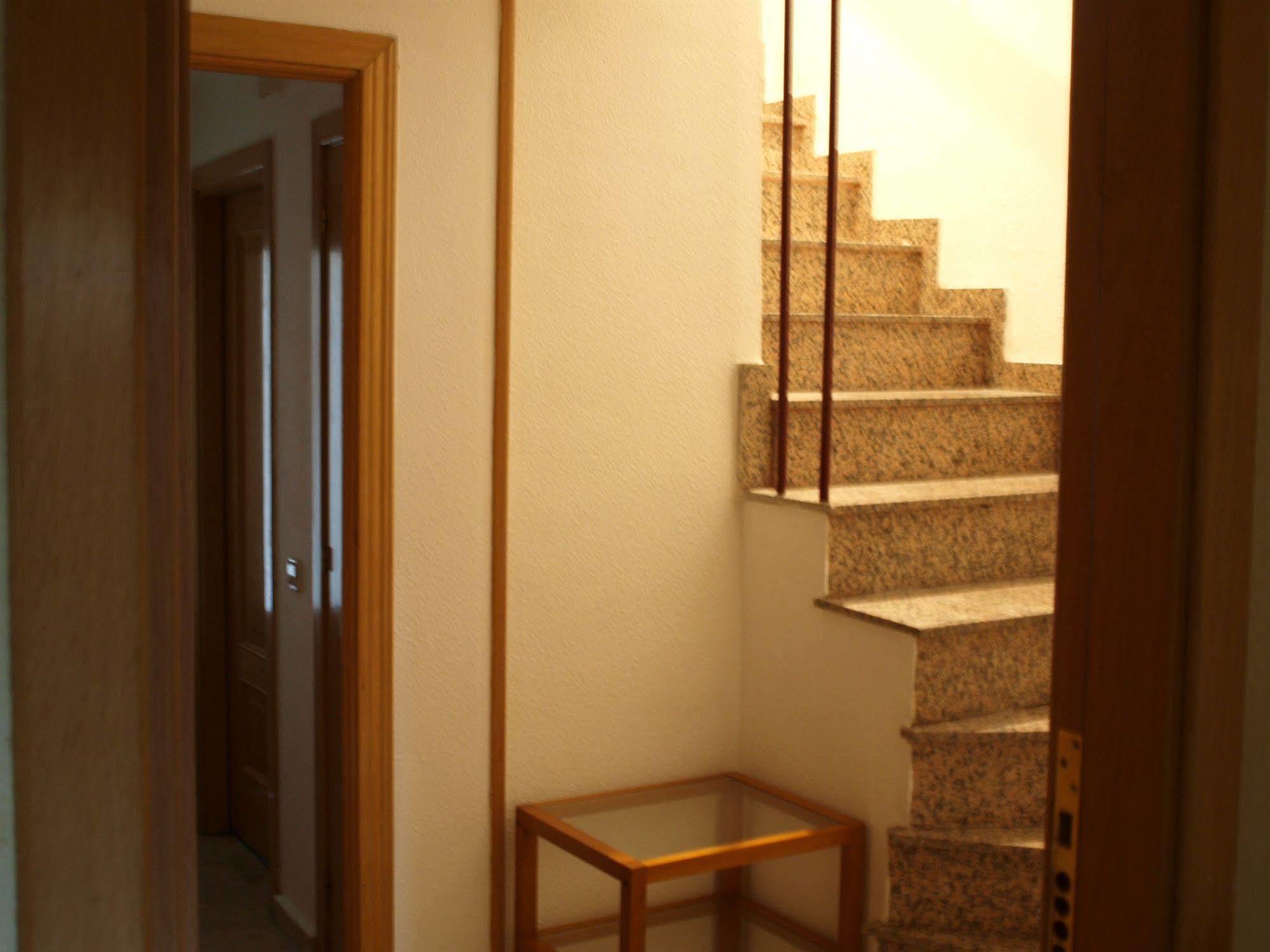 Stylish City Apartamentos Madrid Luaran gambar
